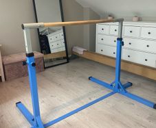 Gymnastics bar