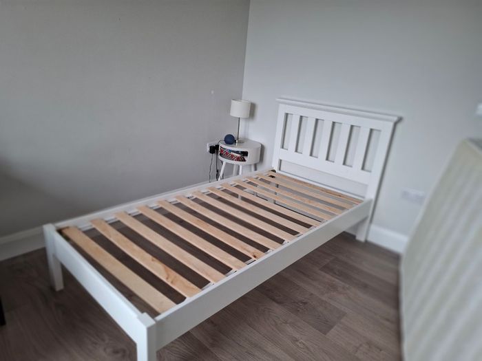 Single bed for sale