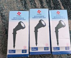 Garden spike spot light x3