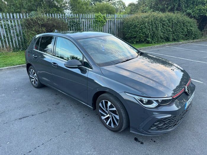 2023 Volkswagen Golf Mk8 eHybrid Style 204BH