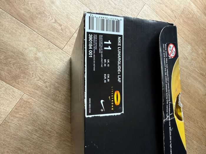 Nike Livestrong Runners