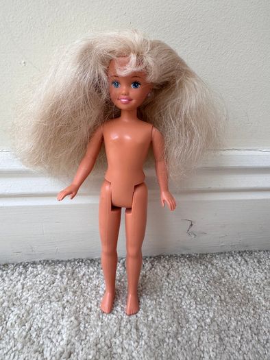 Mattel 1991 Barbie's Barbie Little Sister Stacie Doll Mattel approx. 19 cm. Used Please see photos