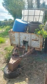 Water tank and trailer