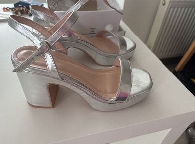 debs shoes