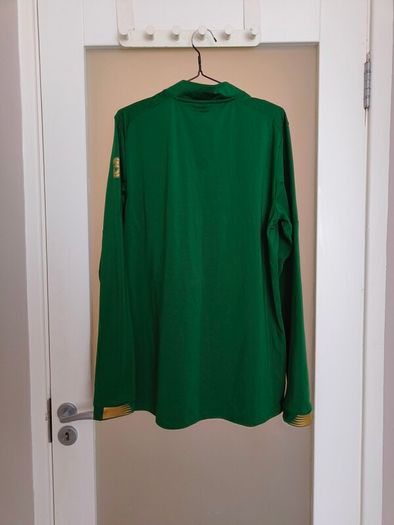 Retro New Balance Republic of Ireland 2019-2020 training top