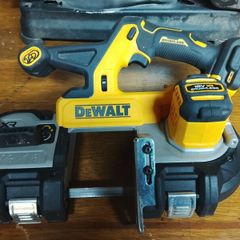dewalt band saw18v.