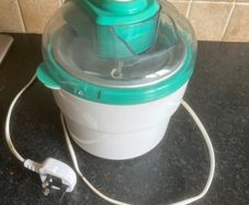 ice Cream maker