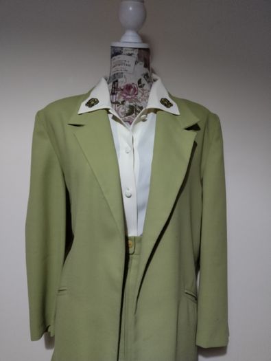 Jacques Vert Designer 3 Piece Outfit, part wool Jacket, Skirt and Blouse set