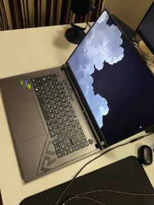 I9 13980HX, Rtx 4070, 32gb Ram, 240hz Qhd+, Asus Rog Strix G16