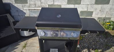 4 burner Gas BBQ