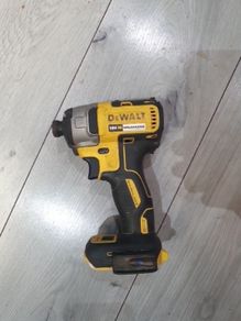 dewalt screwgun