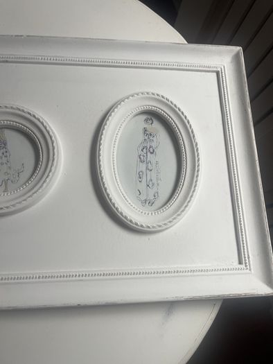 triple photo frame, vintage chic style round and oval frames