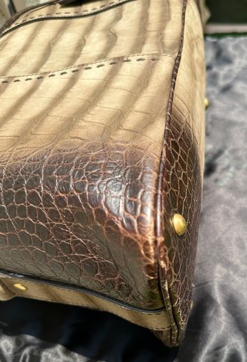YSL (Yves Saint Laurent) Muse bag