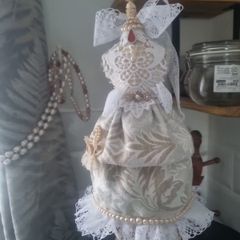 jewellery stand