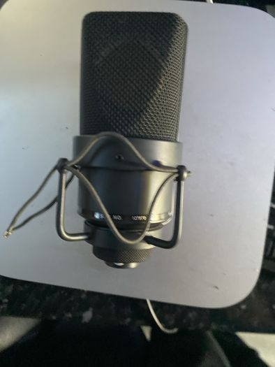 neumann Tlm 103 condenser