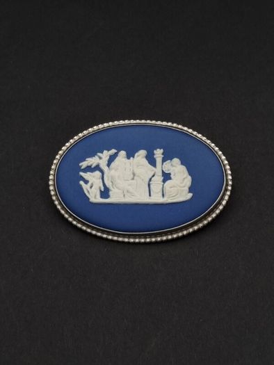 Vintage 925 Sterling Silver Wedgwood Brooch