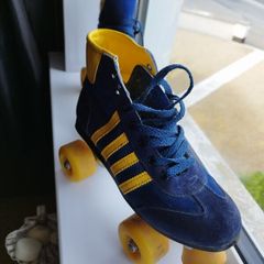 Price drop Retro boot skates size 5