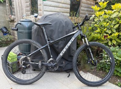 Carrera vengeance mtb style bicycle (S size frame)