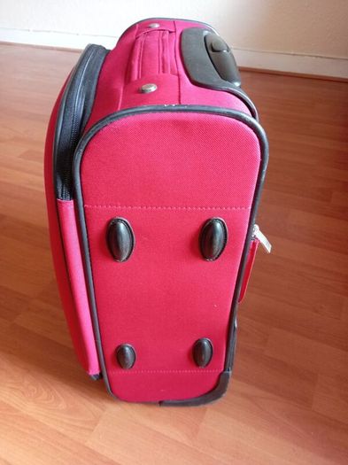 Suit case