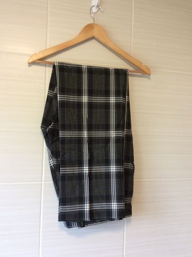 Galvin Greene. Mens Golf Trousers. As New. Retail At 149euro each. Selling 75euro Each.Waist 34. Inside Leg 32. Collect In Dublin Or Via Post.