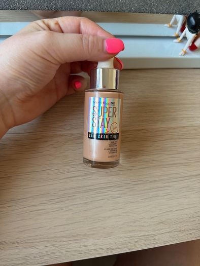 Maybelline Super Stay skin tint