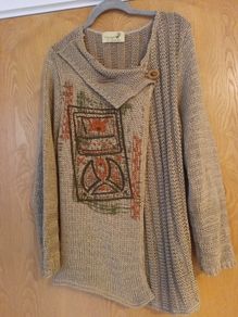 Oonagh   O'Neill  Gaelic  Cardigan.   S. L 14-16.  NEW.