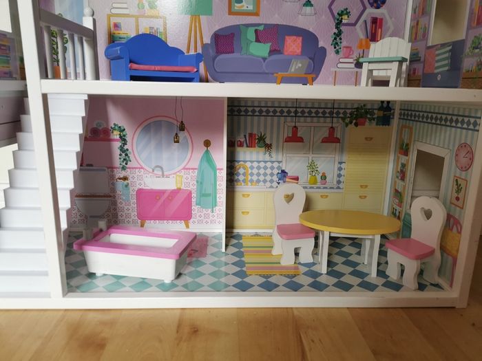 Large Dollhouse