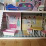 Large Dollhouse Image 2