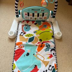 Fisher-Price Glow and Grow Kick & Play Piano Gym / Mat Activity Centre