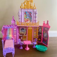 Disney Fold & go Castle