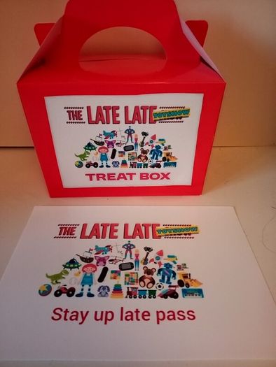 toy show box