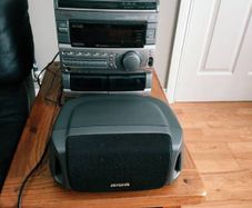 aiwa Cd, radio and tape player.