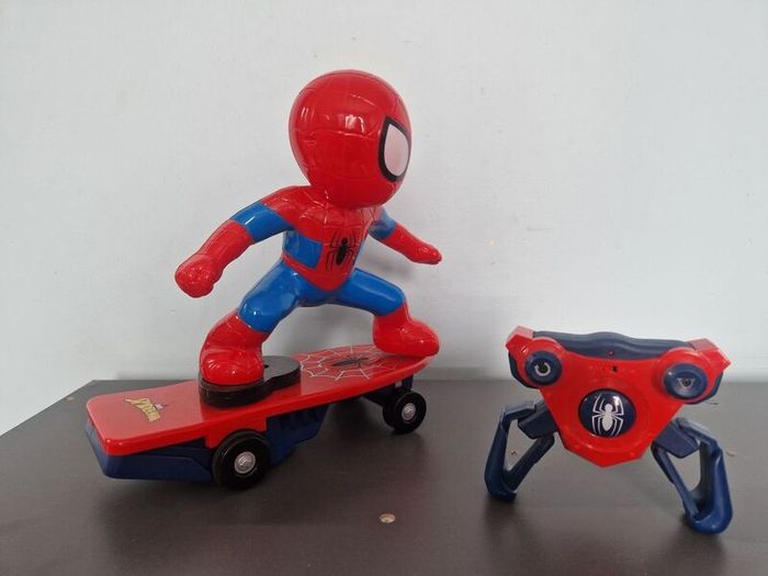 RC spiderman skateboard