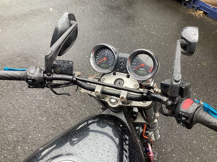 2001 suzuki bandit 1200 breaking only.