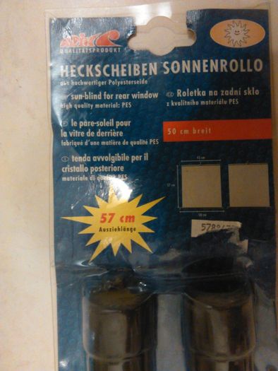 Sun blind for car rear window (baby seated back-to-front)