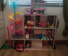 LOL Dollhouse