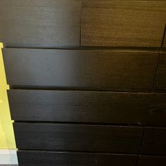 Chest of drawers