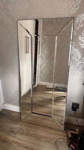mirror