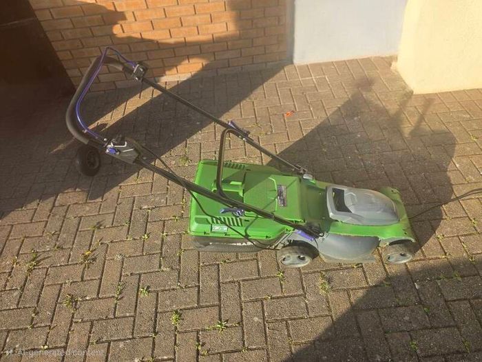 Electric Lawn Mower