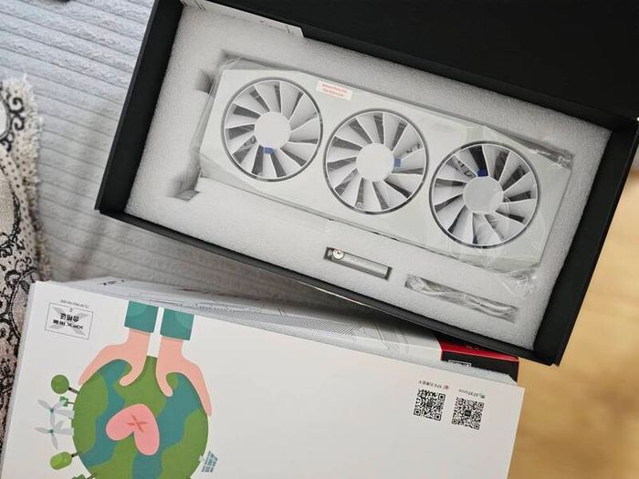 amd radeon xfx 9070xt merc
