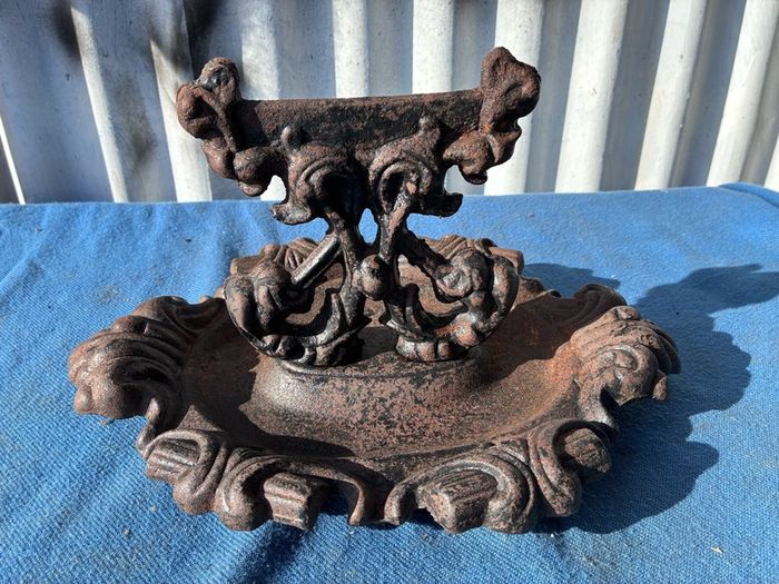 Vintage metal foot scraper