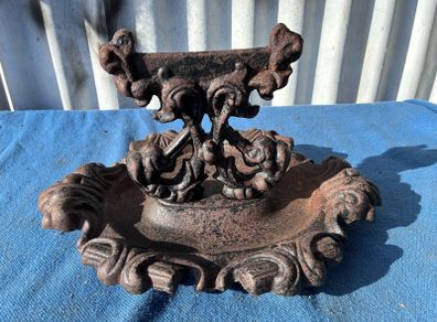 Vintage metal foot scraper