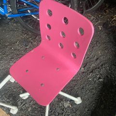 pink kids desk chair