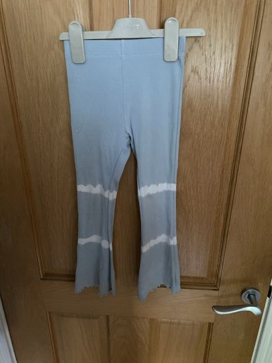 M&S Frozen Girls top and leggings aged 3-4 years
