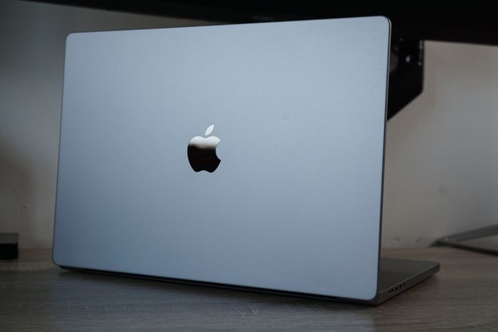 MacBook Pro 16" 32GB | 2021 | M1 Pro | 512GB | 91%