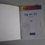 Ag an Zu (Leabhar 1)Reader Book Image 2
