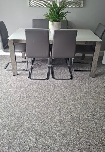 calligaris dining table & chairs