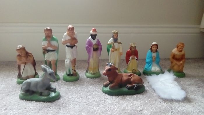 Just the figurines...no baby