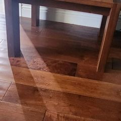 Coffee table /lamp table