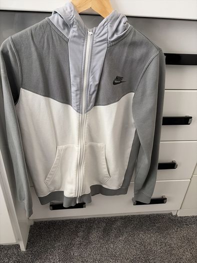 boys nike tracksuit